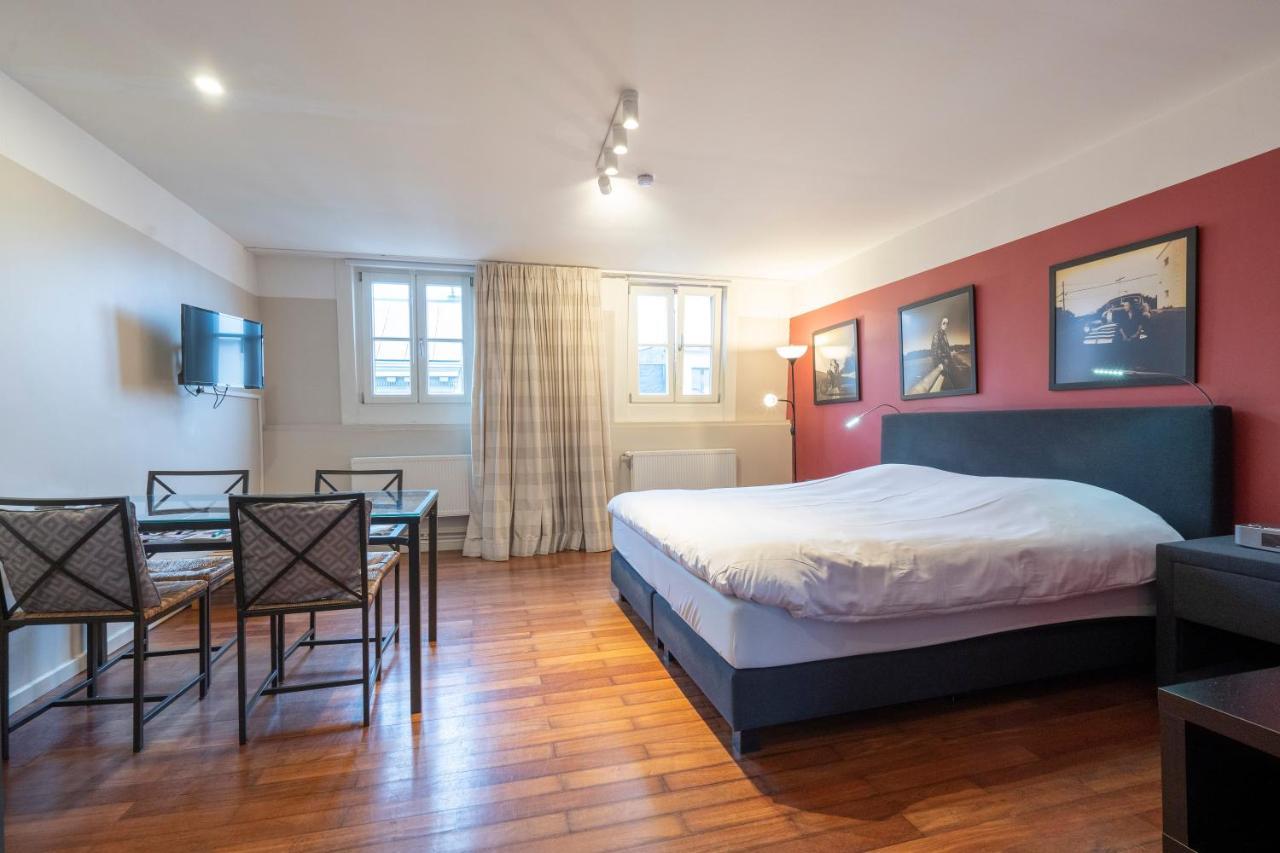 Because The Night City Lodge Antwerp Luaran gambar