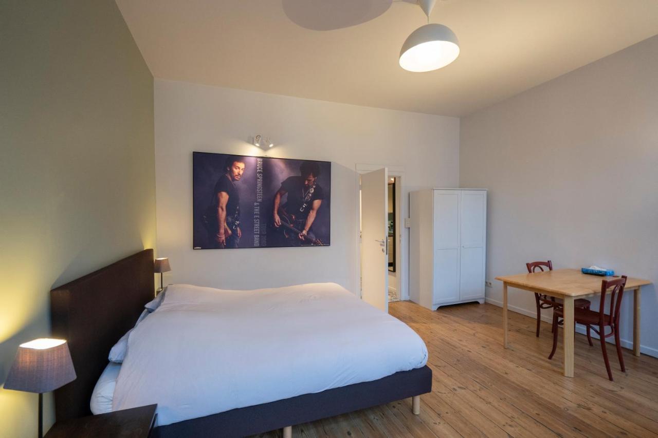 Because The Night City Lodge Antwerp Luaran gambar