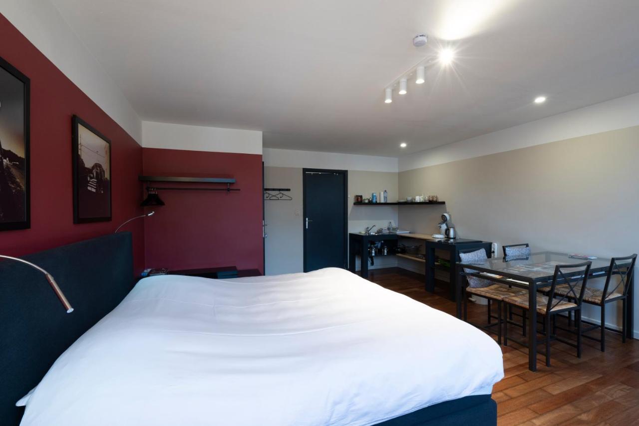 Because The Night City Lodge Antwerp Luaran gambar